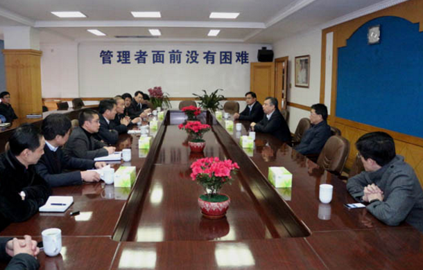 常州市委书记阎立一行来leyu电缆新春慰问